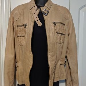 Leather crop jacket